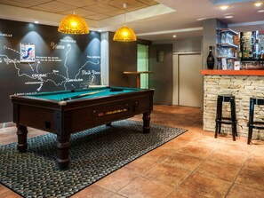 Bar (in der Unterkunft)