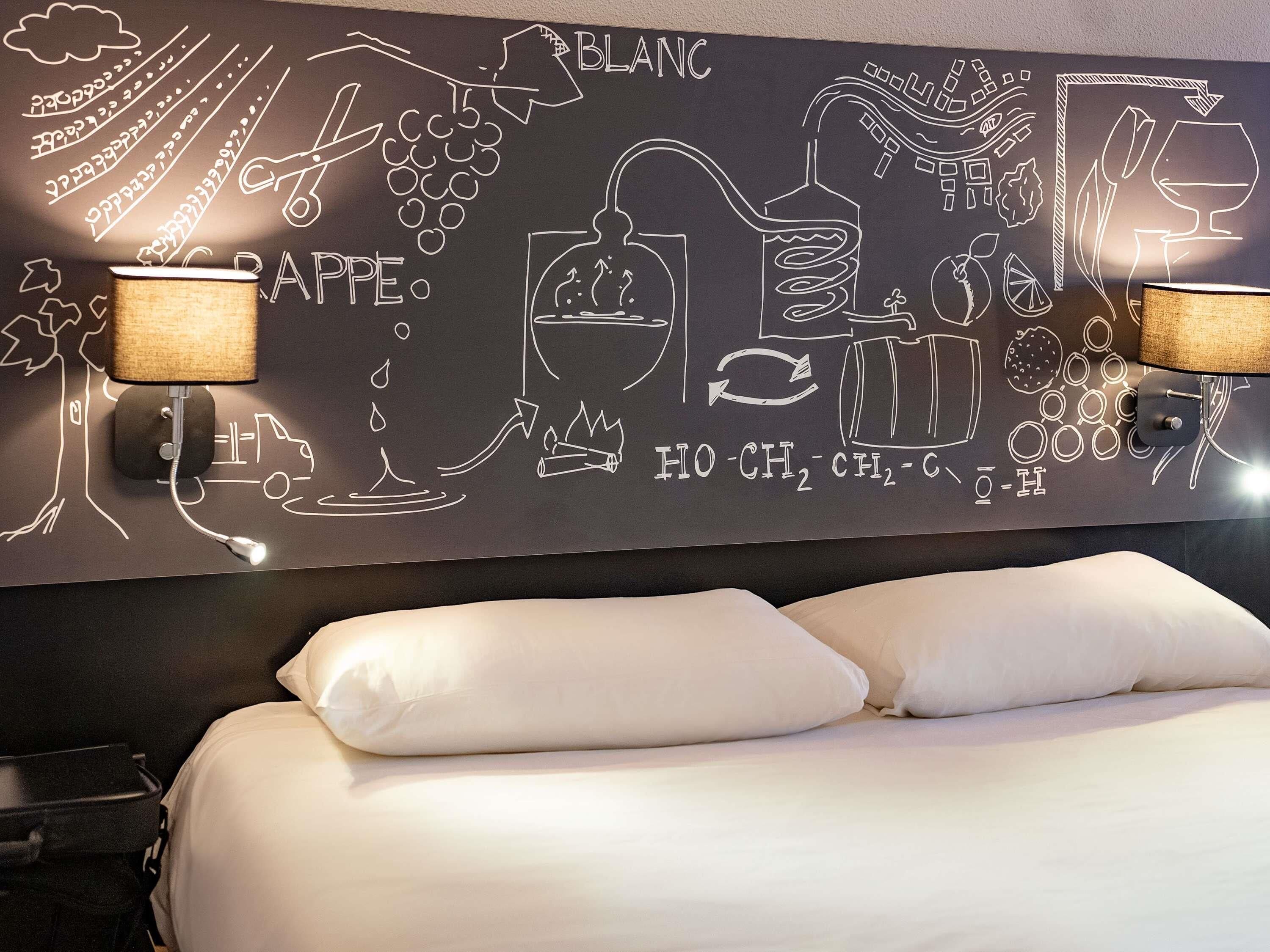Standaard tweepersoonskamer, 1 tweepersoonsbed | Pillowtop-bedden, geluiddichte muren, een strijkplank/strijkijzer