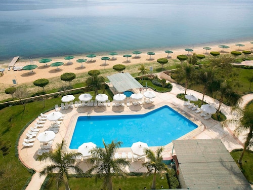 Mercure Ismailia Forsan Island Hotel