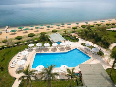 Mercure Ismailia Forsan Island Hotel