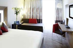 Hypo-allergenic bedding, memory foam beds, in-room safe, desk
