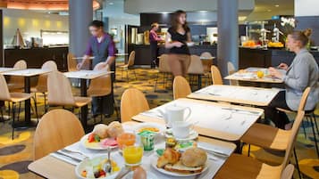 Daily buffet breakfast for a fee