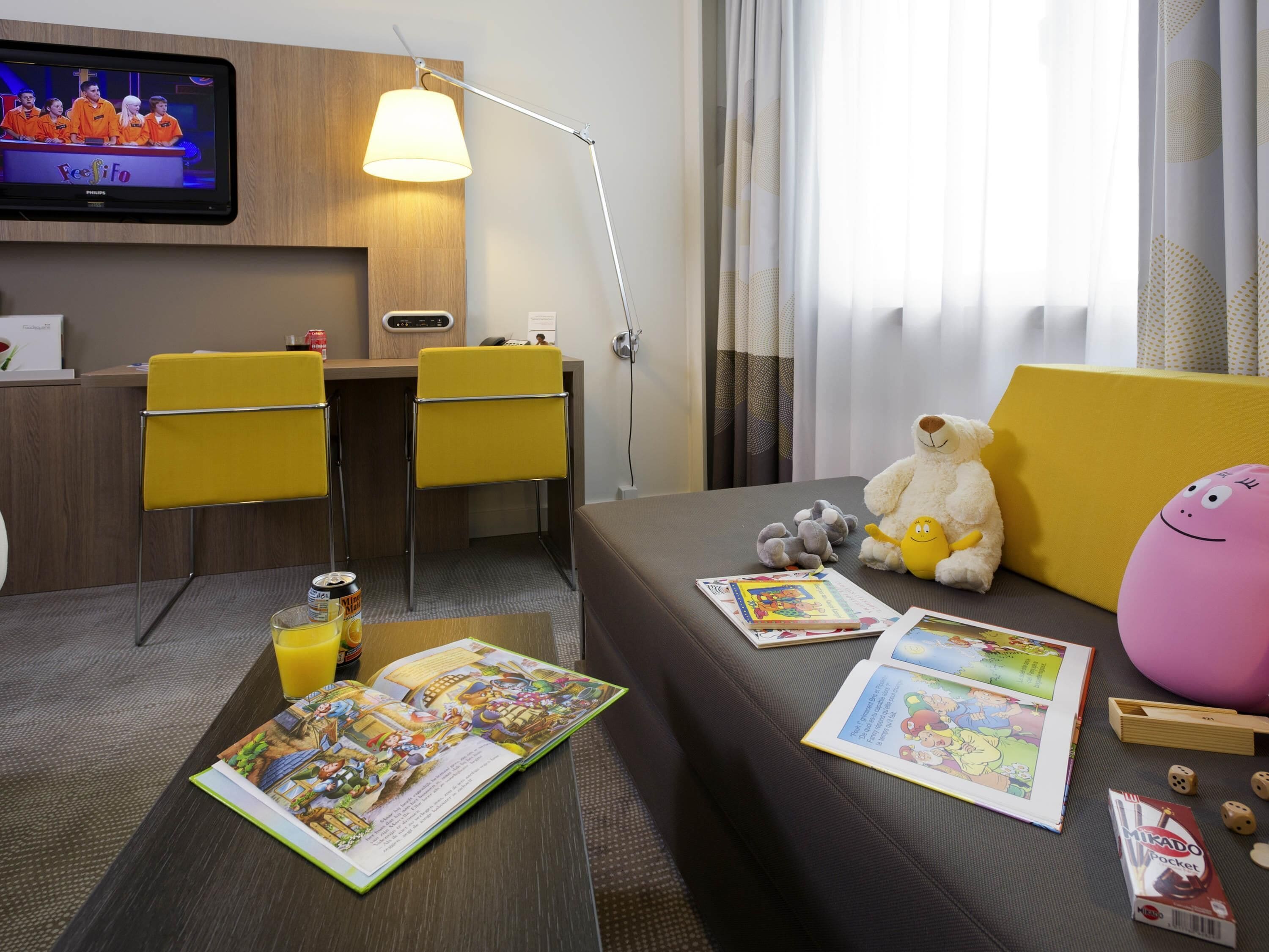 Superior kamer, Meerdere bedden | Een minibar, een kluis op de kamer, een bureau, verduisterende gordijnen