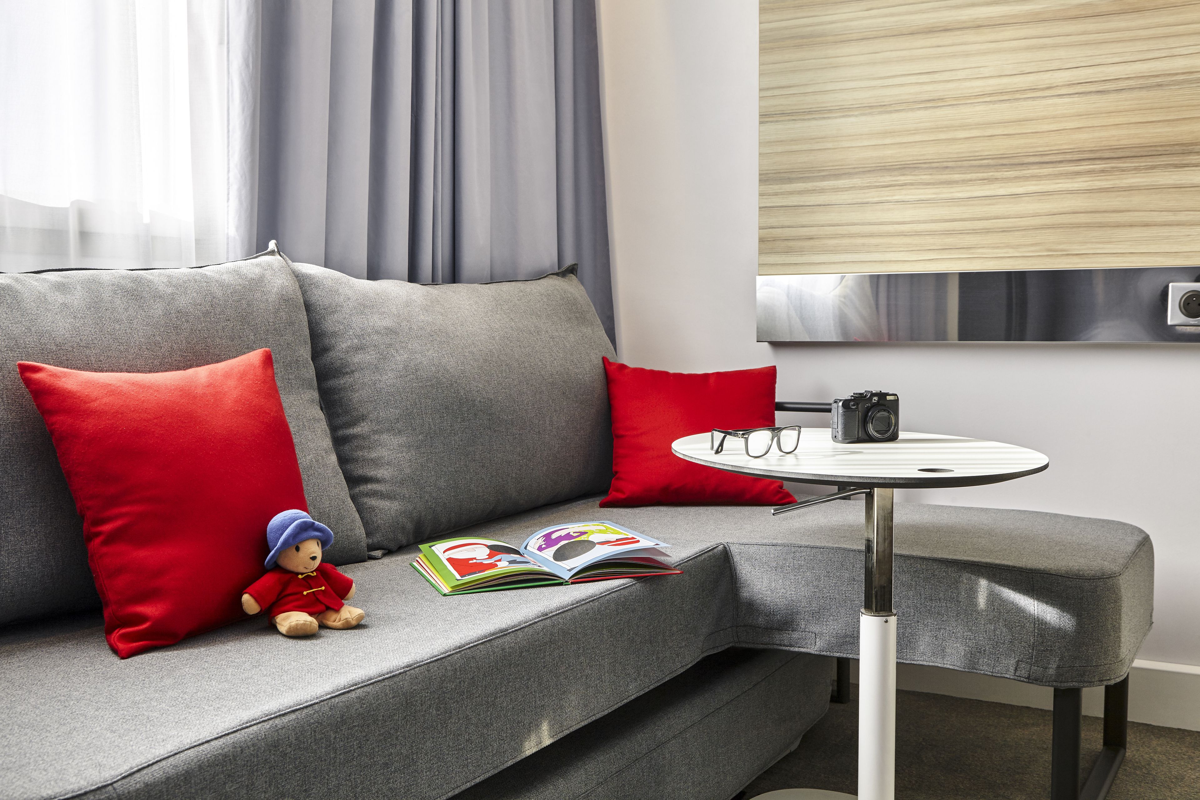 executive room, 1 king bed | living area | lcd tv