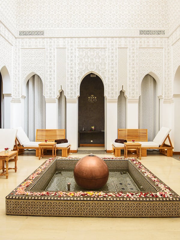 Couples treatment rooms, hot tub, steam room, Turkish bath