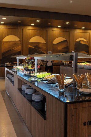 Free daily buffet breakfast
