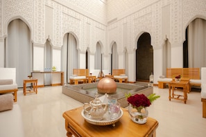 Espace de soins pour les couples, bain à remous, hammam, hammam