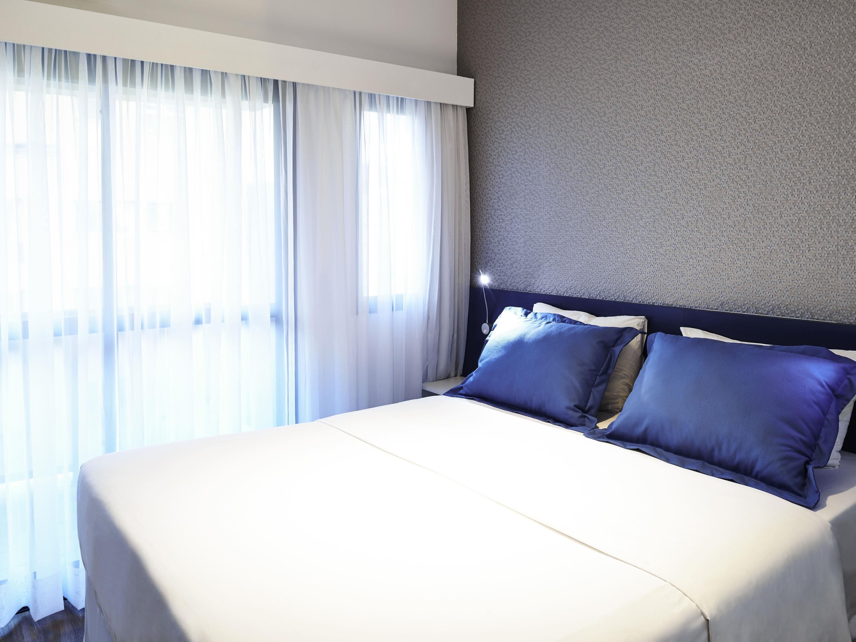 1 chambre, minibar, coffres-forts dans les chambres, bureau