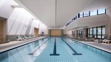 Una piscina techada