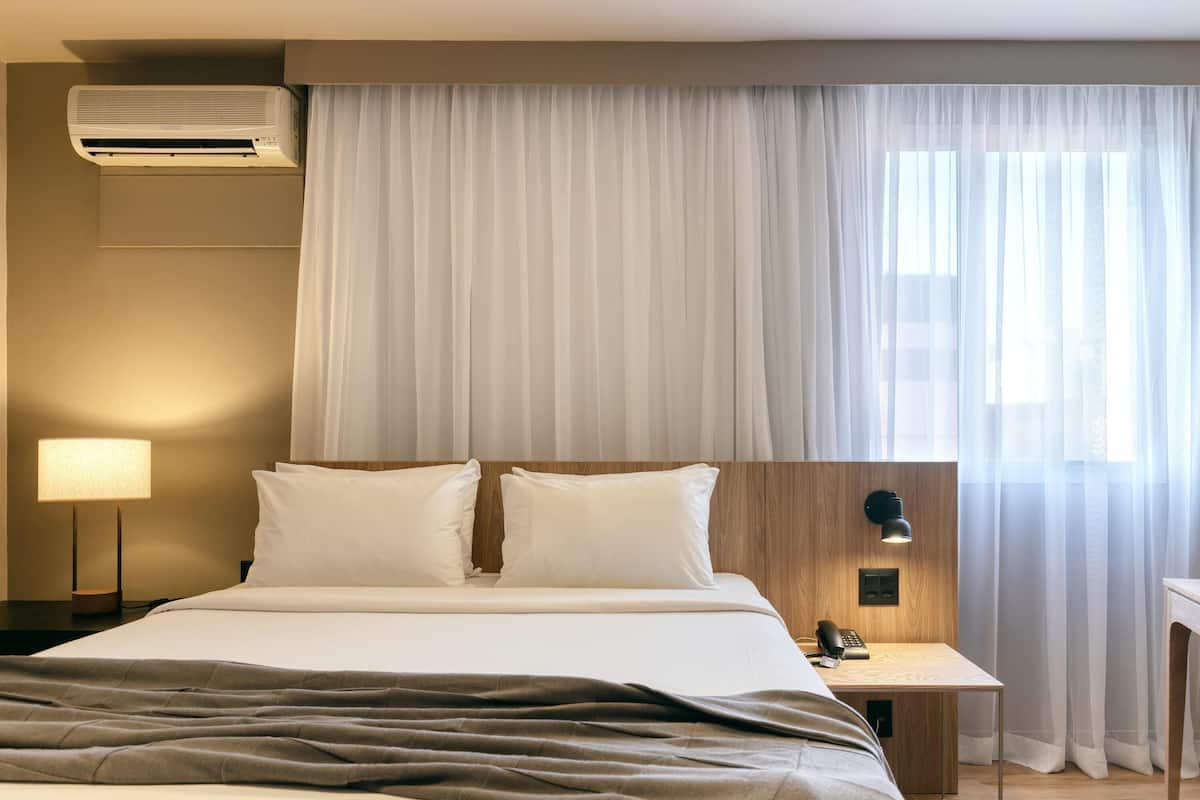 Premium Room, 1 Queen Bed