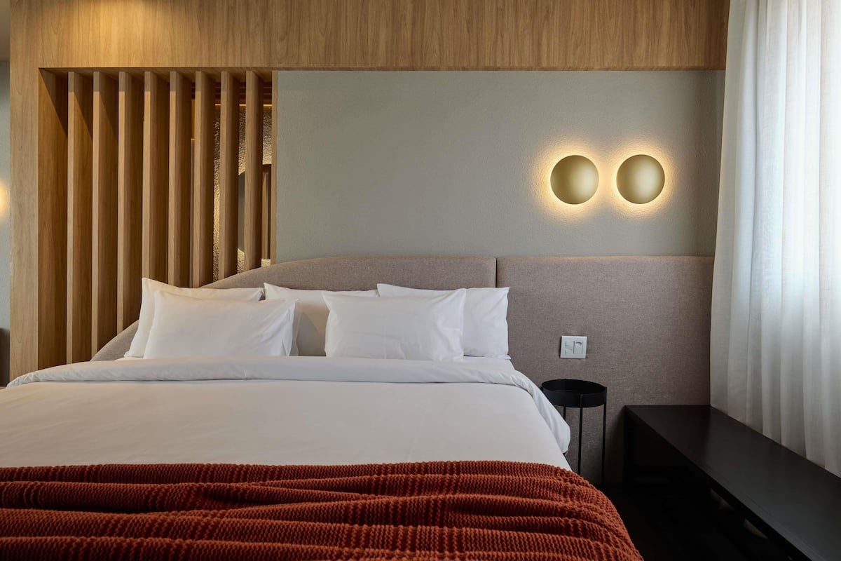 Executive-Suite, 1 King-Bett | Minibar, Zimmersafe, Schreibtisch, Verdunkelungsvorhänge