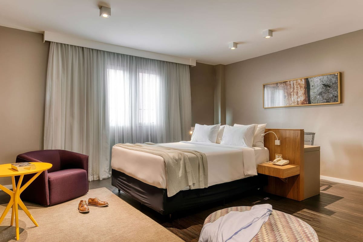 Luxury Suite, 1 Double Bed | Minibar, in-room safe, desk, blackout curtains