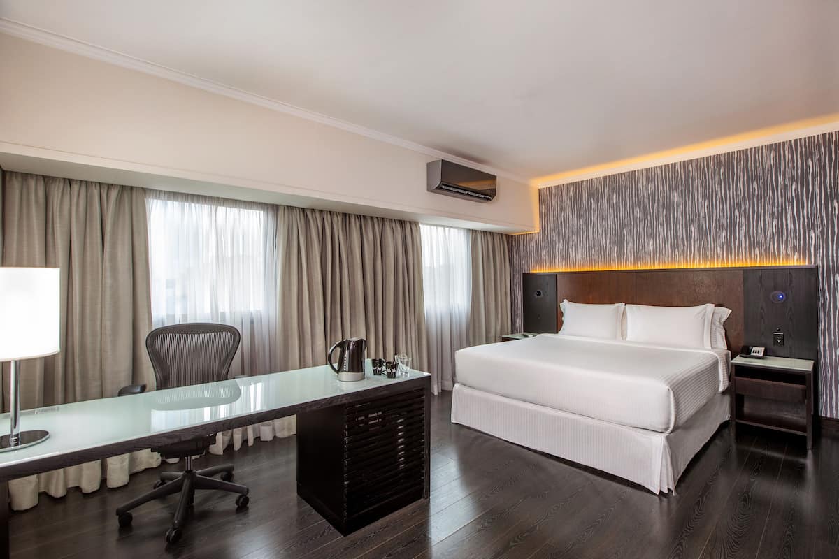 The Innside Room - Smart | Item bar mini percuma, peti besi dalam bilik, meja