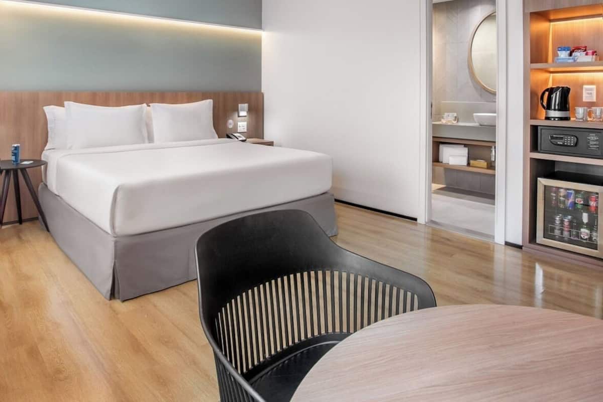 Free minibar items, in-room safe, desk, laptop workspace