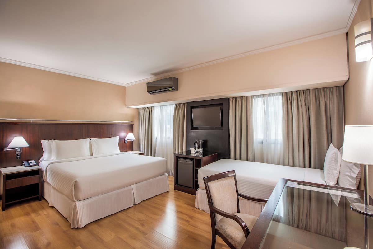 The Loft | Artículos del minibar gratis y caja de seguridad en la habitación