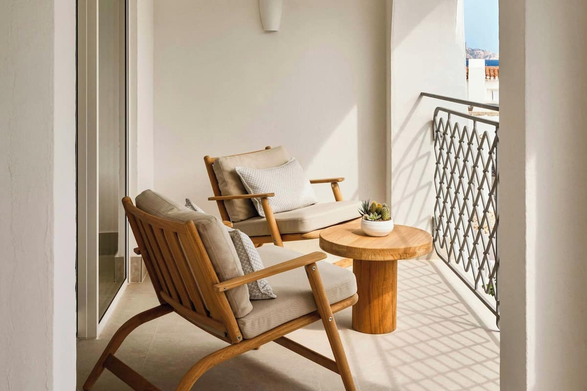 Ropa de cama de alta calidad y minibar