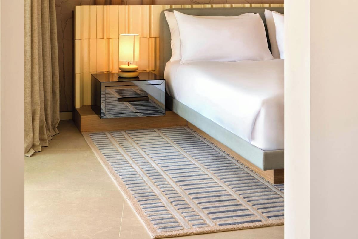 W Suite, King bed, Terrace