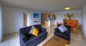 Classic Apartment, 1 Bedroom | In-room safe, desk, blackout drapes, soundproofing - Casa del Sole Apartments (Nouméa)