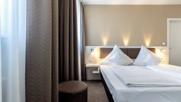 Standard Double Room | Premium bedding, minibar, in-room safe, desk