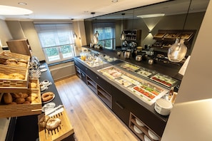 Daily buffet breakfast (EUR 16 per person)