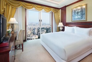 Premium bedding, minibar, in-room safe, individually decorated - Metropolitan Palace (Sin El Fil)