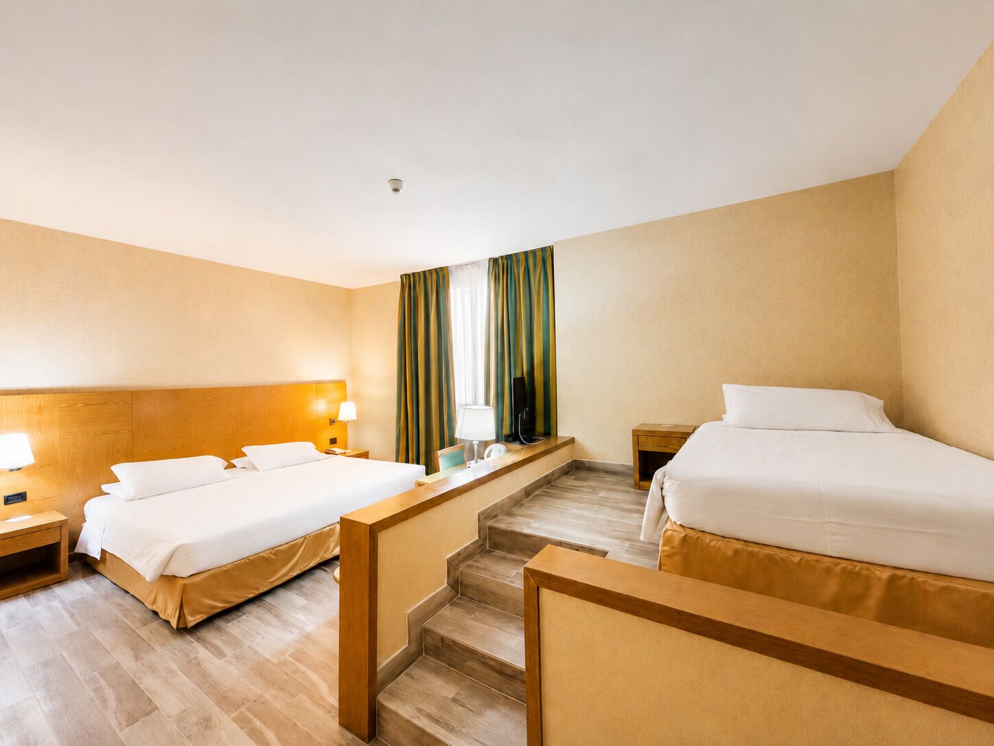 Standardzimmer, Mehrere Betten, Nichtraucher