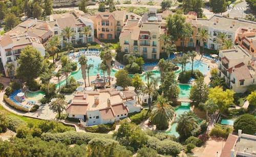 Hotel PortAventura - Includes unlimited access to PortAventura Park & 1 access to Ferrari Land