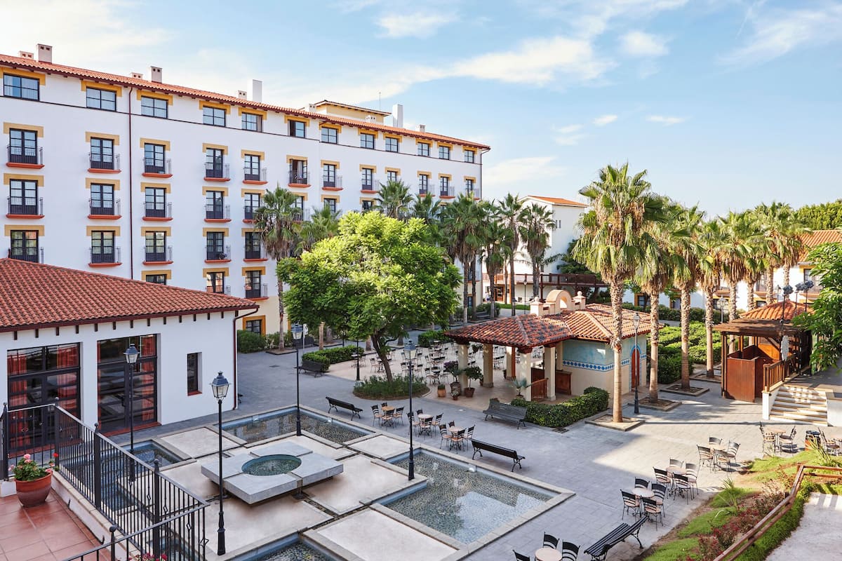 In-room safe, desk, free cots/infant beds, free WiFi