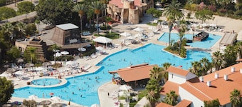 PortAventura Hotel El Paso - Includes unlimited access to PortAventura Park & 1 access to Ferrari Land