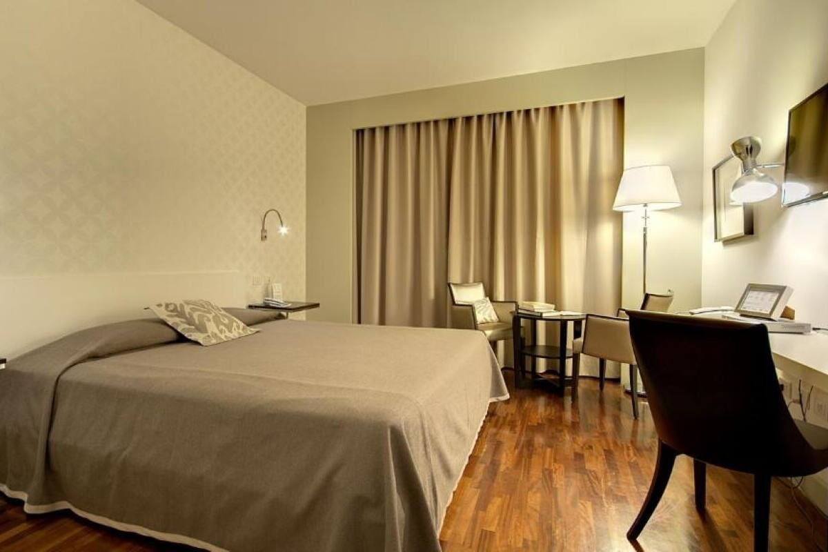 Hypo-allergenic bedding, pillow-top beds, minibar, in-room safe