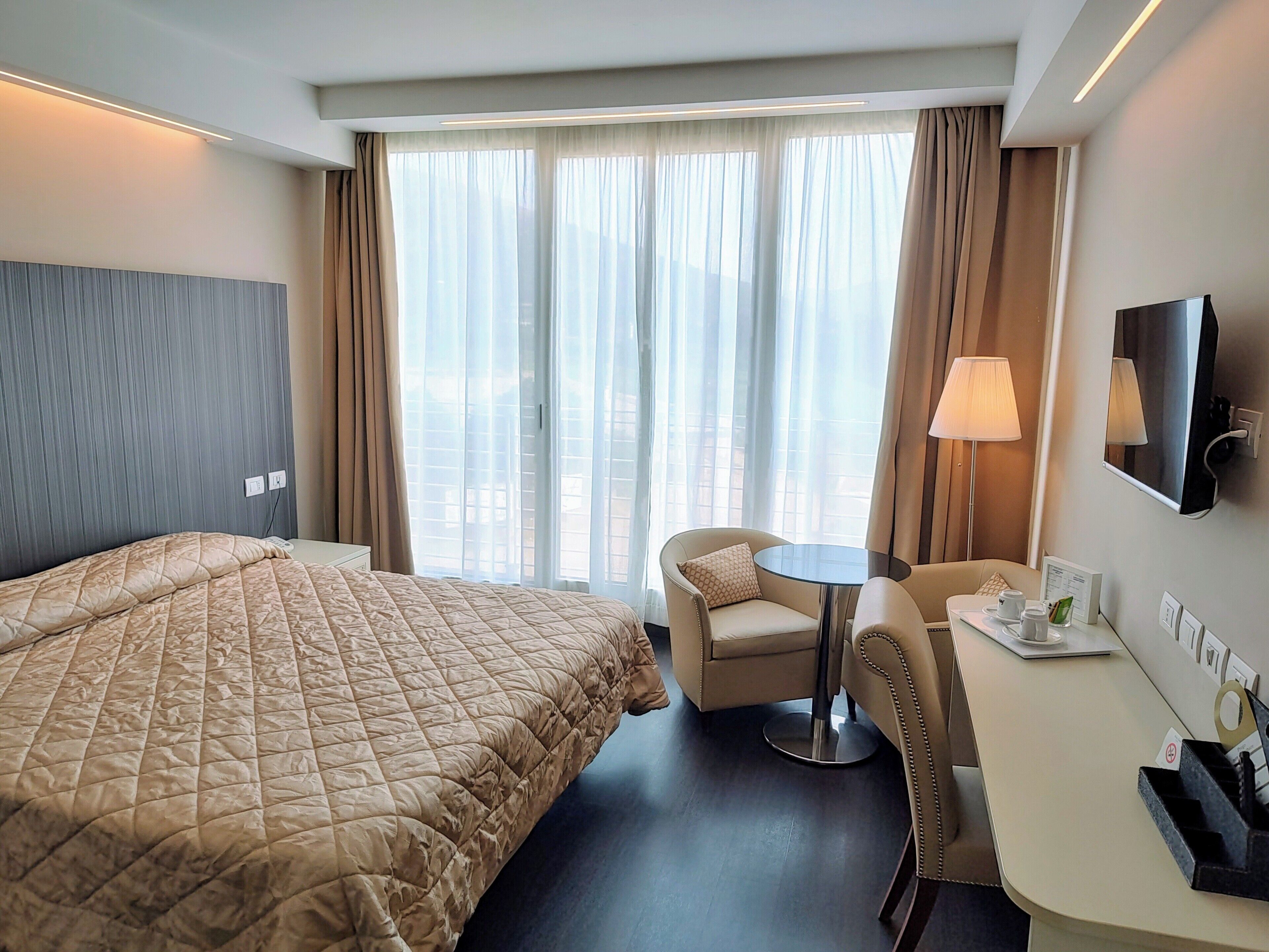 superior double room | 1 bedroom, hypo-allergenic bedding, pillow-top beds, minibar