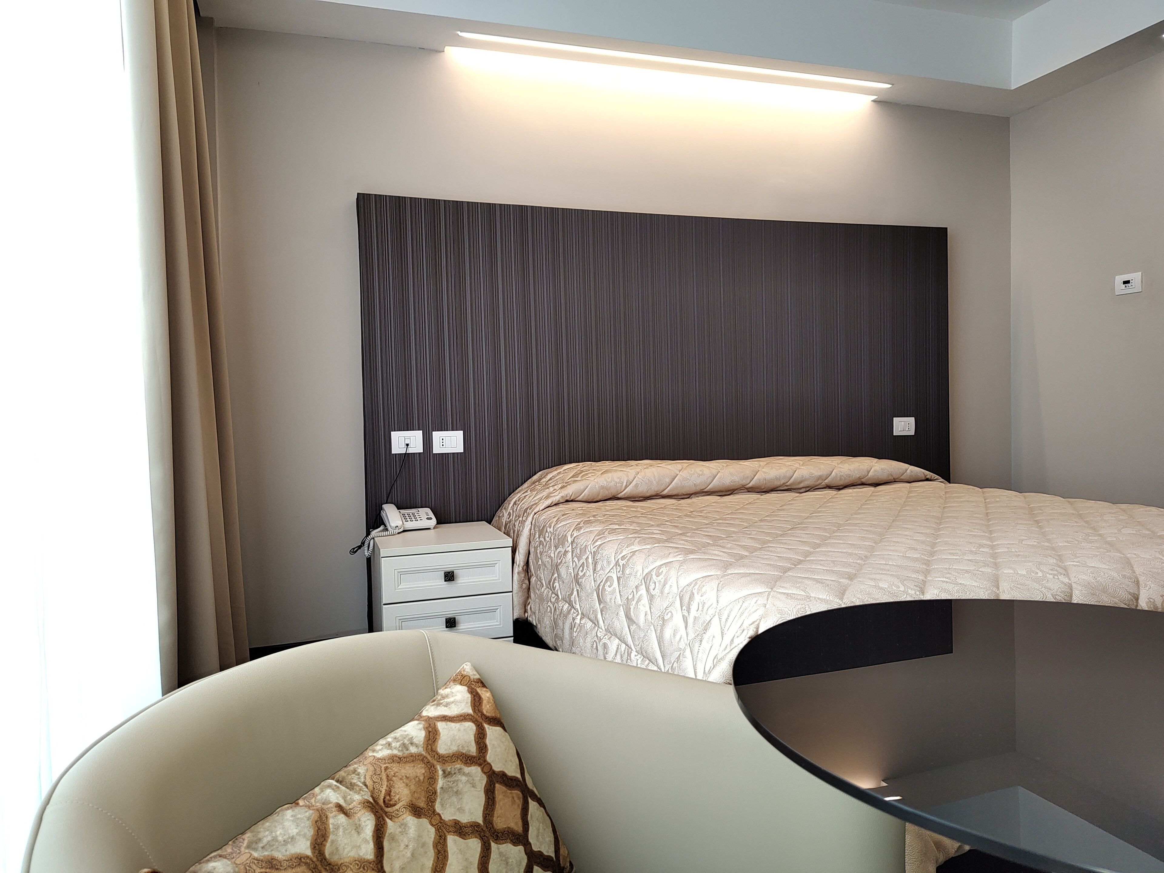 superior double room | 1 bedroom, hypo-allergenic bedding, pillow-top beds, minibar