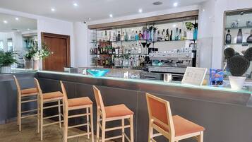 Bar (en el alojamiento)