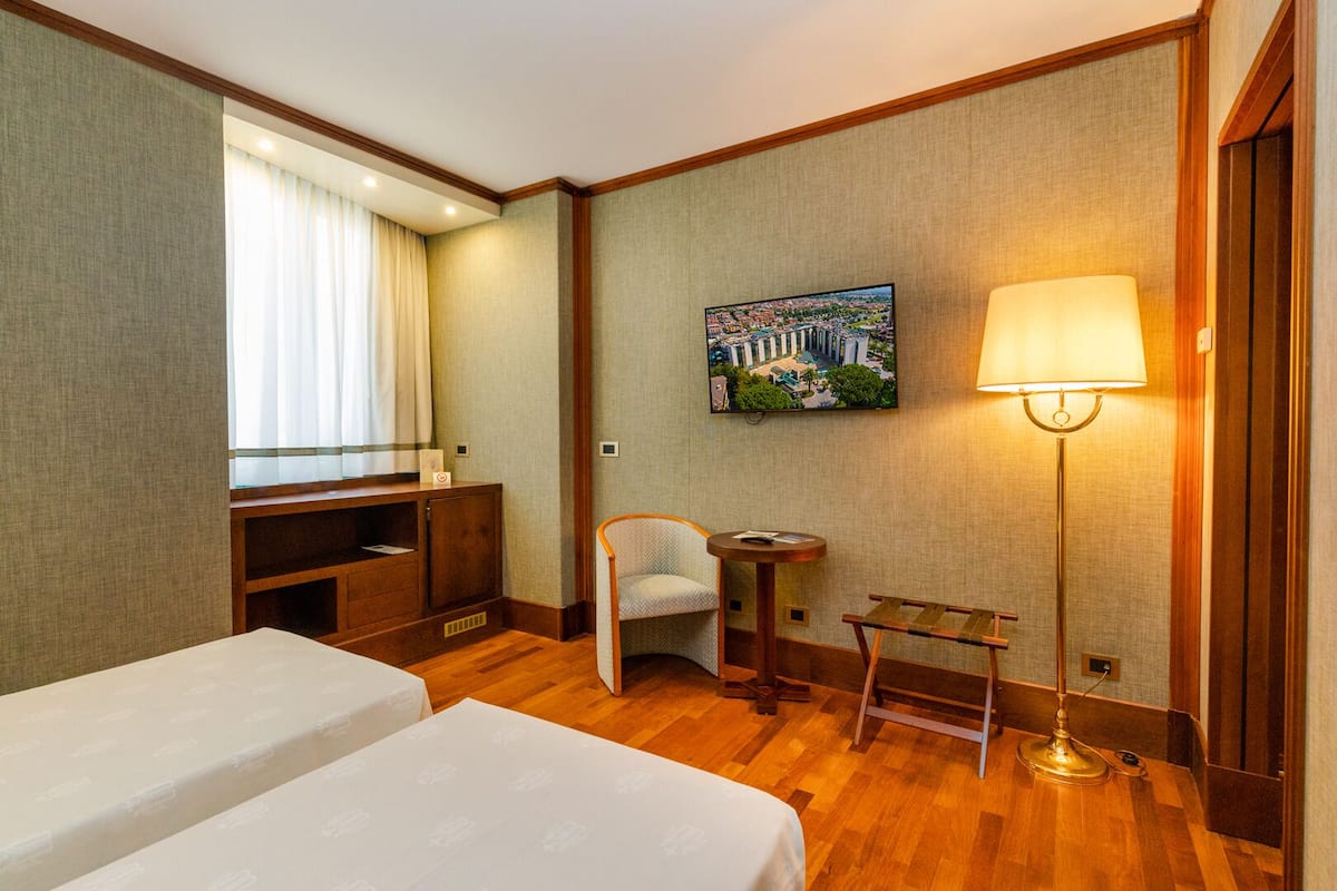 1 bedroom, minibar, in-room safe, desk
