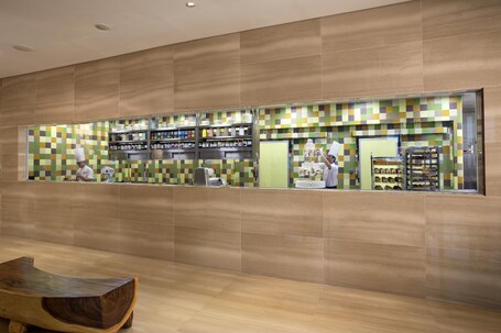 Carlton Hotel Singapore - Image 34