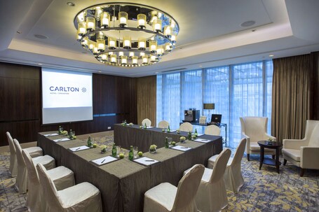 Carlton Hotel Singapore - Image 37