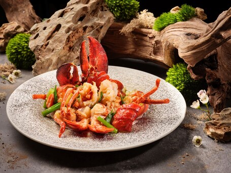 Carlton Hotel Singapore - Image 30
