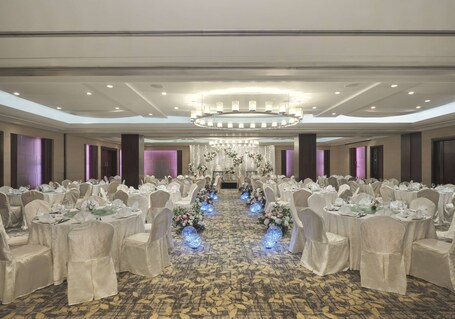 Carlton Hotel Singapore - Image 91