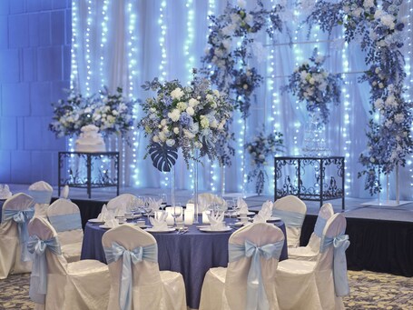 Carlton Hotel Singapore - Image 14