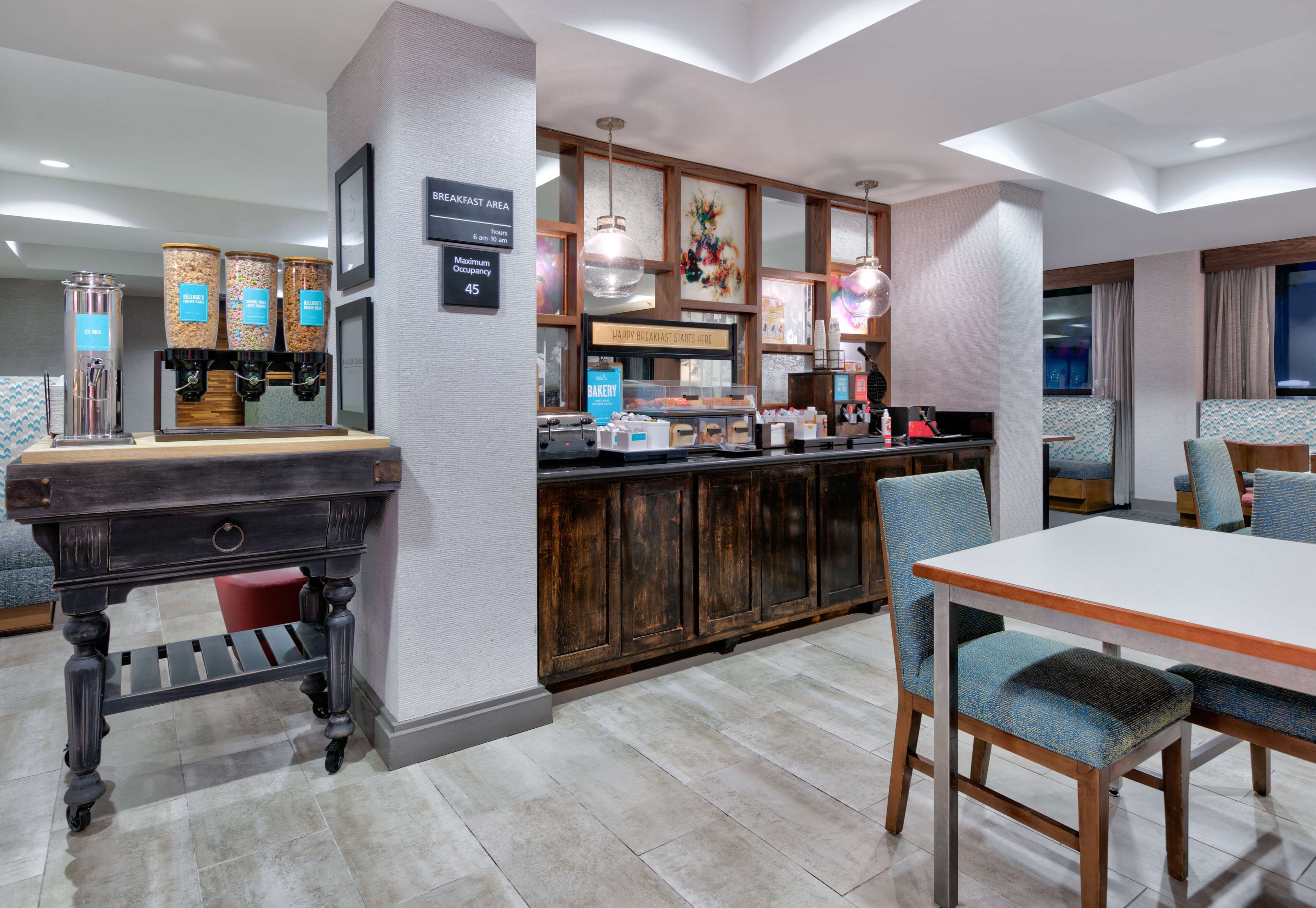 free daily on-the-go breakfast