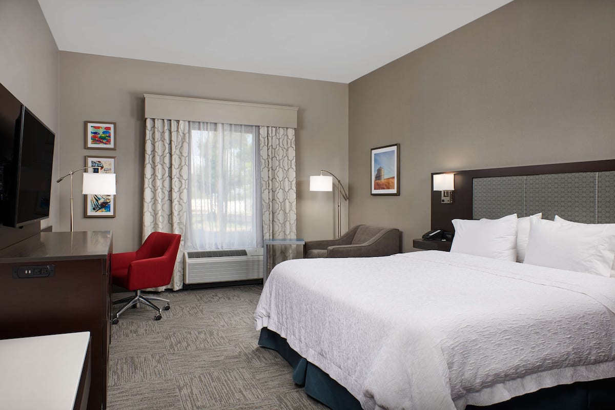 in-room safe, desk, iron/ironing board, free wifi