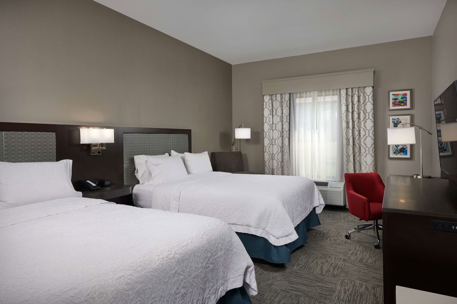 In-room safe, desk, iron/ironing board, free WiFi