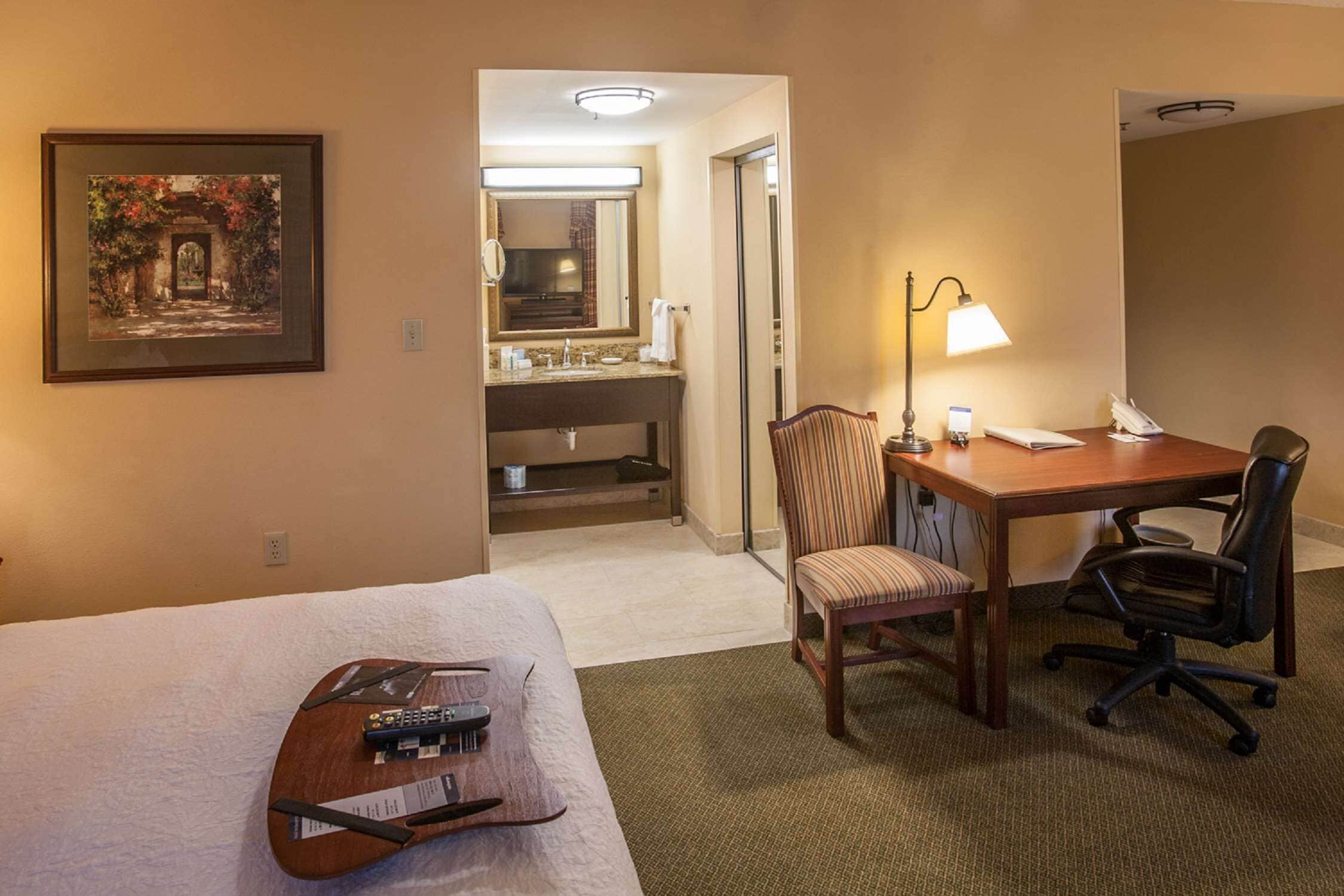 studio, 1 king bed, accessible, non smoking | premium bedding, in-room safe, free cots/infant beds, free wifi