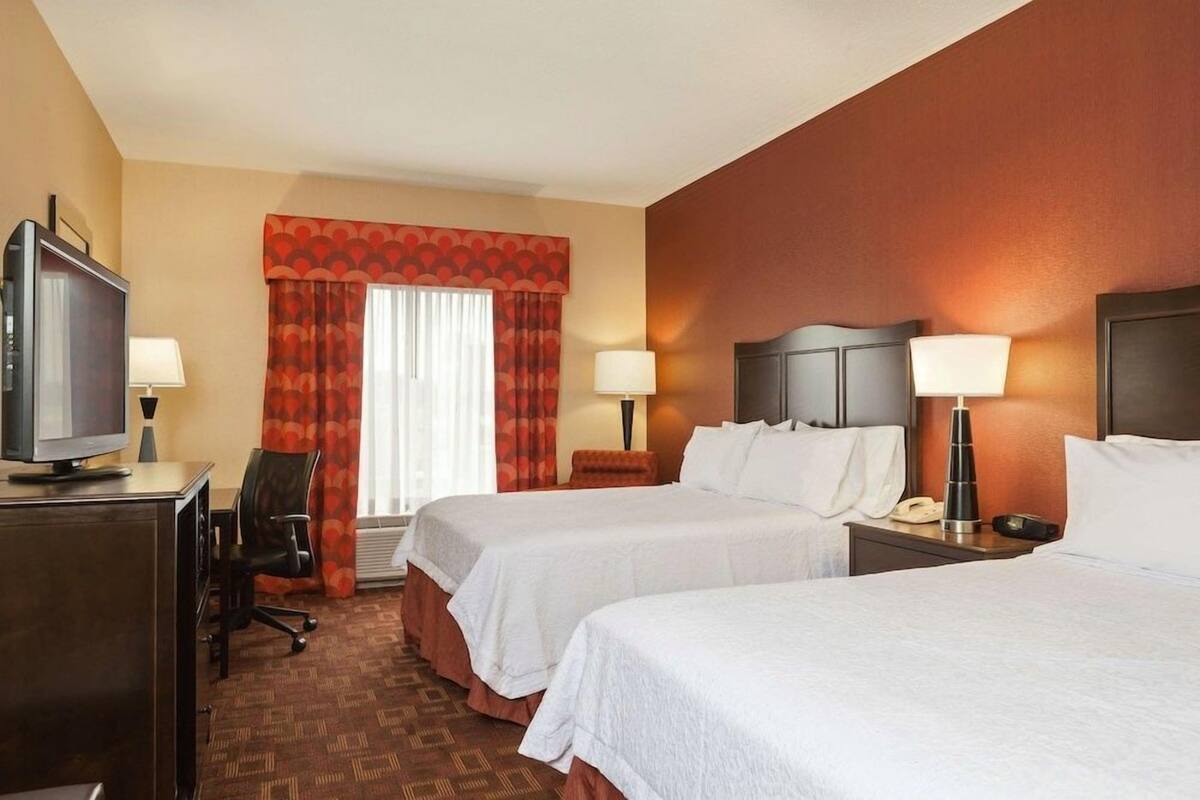 Premium bedding, pillowtop beds, in-room safe, desk