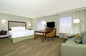 King Studio with Sofabed Non Smoking | In-room safe, desk, blackout drapes, iron/ironing board
