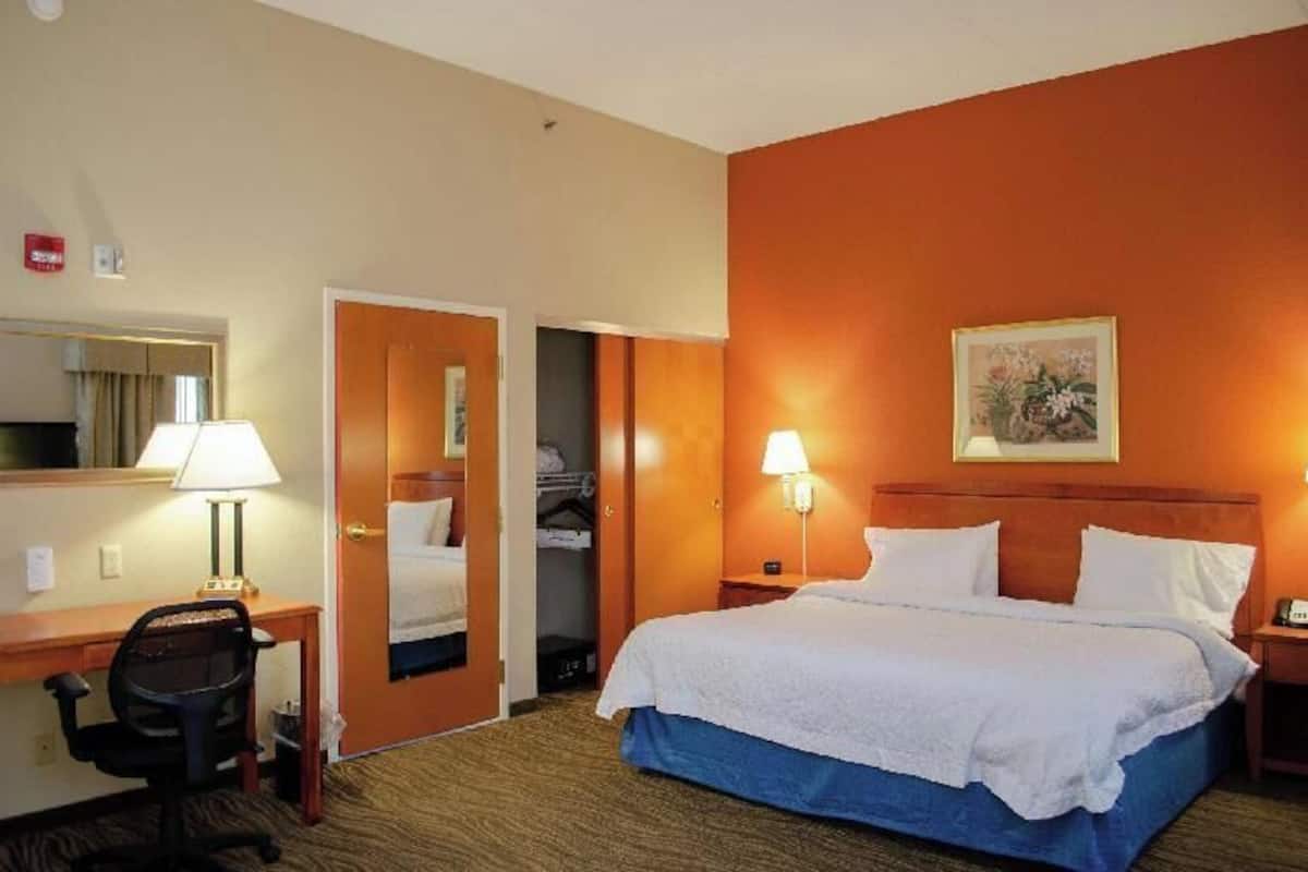 In-room safe, desk, iron/ironing board, free rollaway beds