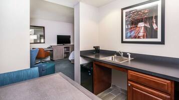 Room, Accessible | Living area