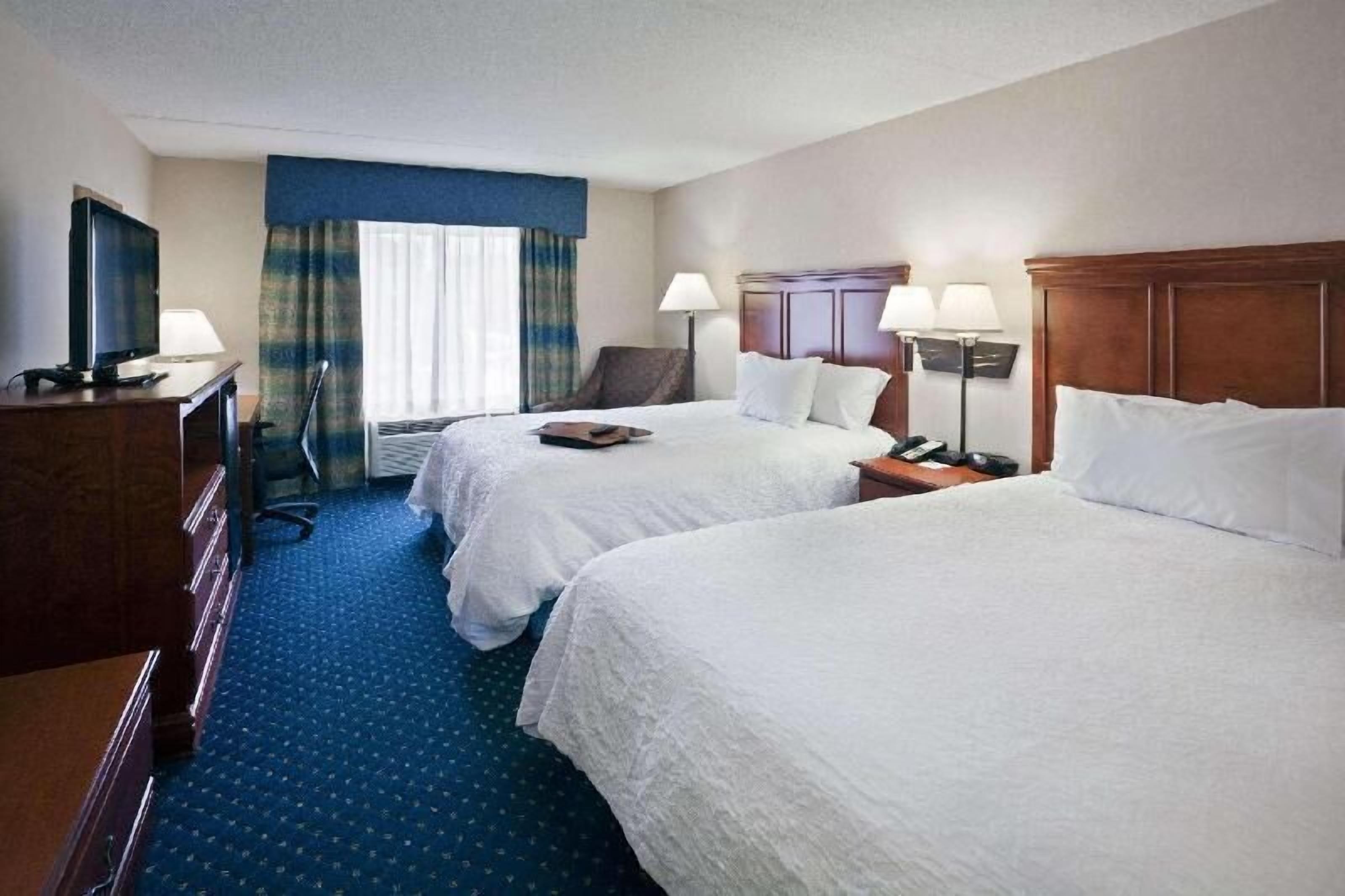 In-room safe, desk, iron/ironing board, free cribs/infant beds