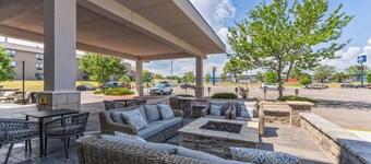 Comfort Inn & Suites Rapid City near Mt. Rushmore