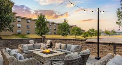 Comfort Inn & Suites Rapid City near Mt. Rushmore